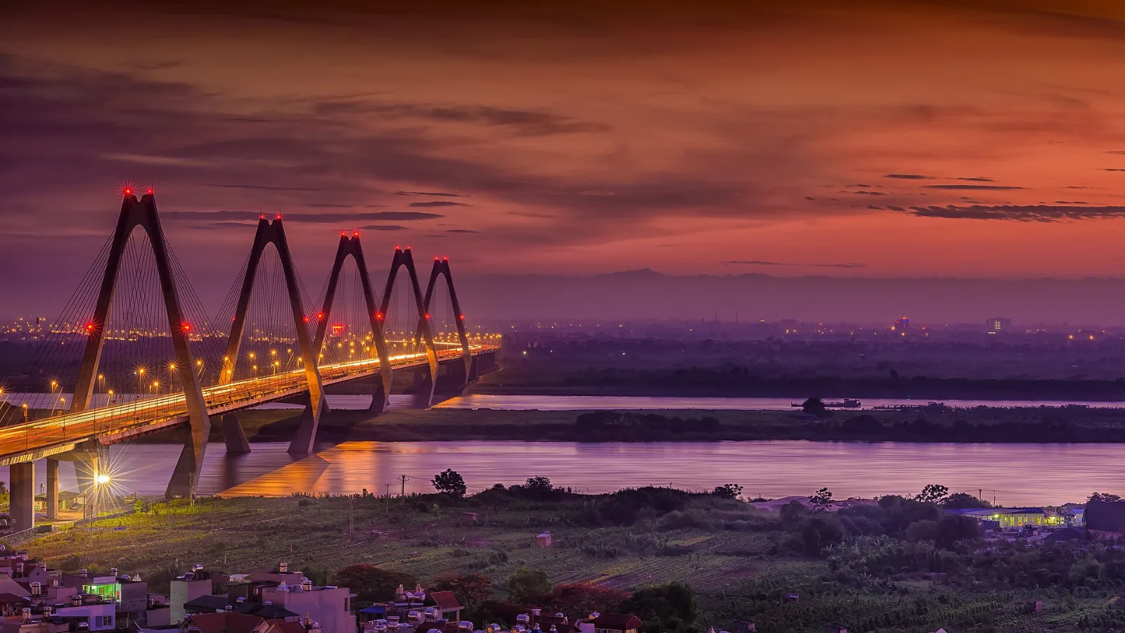 Nhat Tan Bridge in Hanoi at dawn
