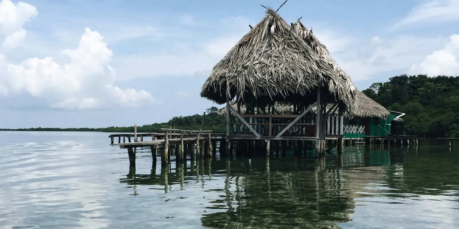 Cabañas sobre el agua en Bocas del Toro, Panamá