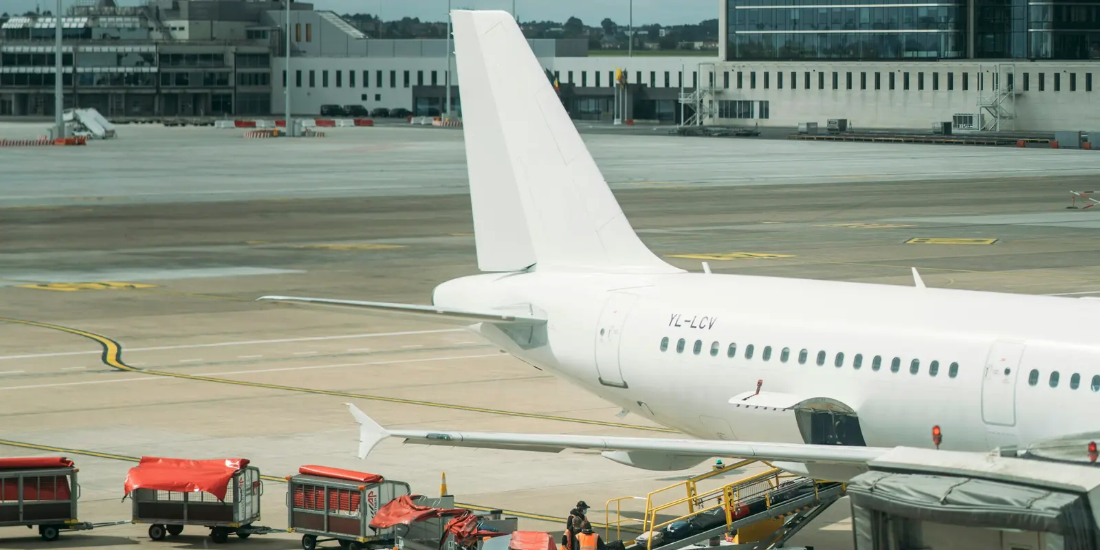 Brussels Airport to City: Train or Bus 12?