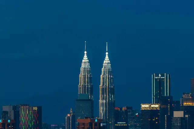Best eSIM for Malaysia (2026): Coverage, Data Plans and Singapore Travel